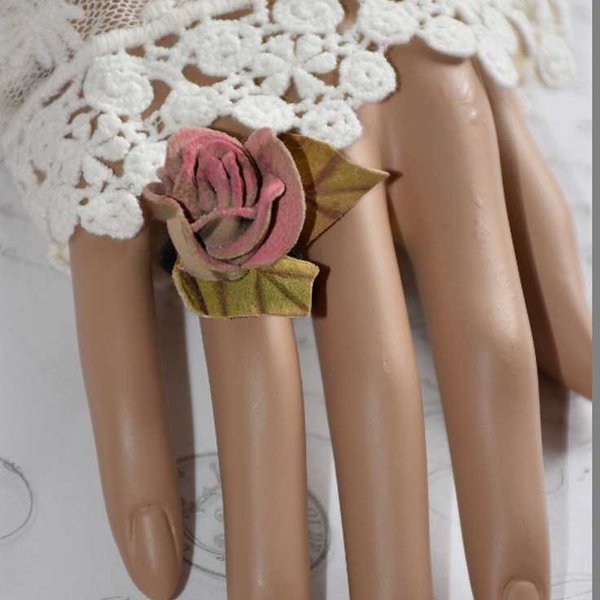 Fingerringe im romantischen Stil - natürlich handgefertigt