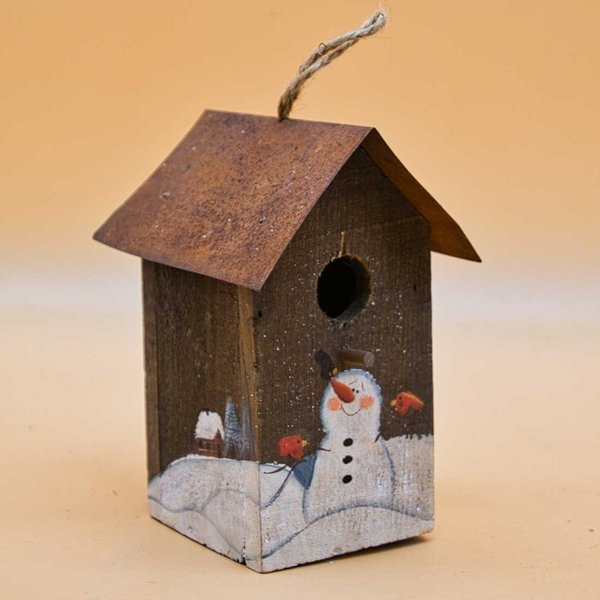 Anhänger bemaltes Mini Vogelhaus aus Holz mit rostigem Dach